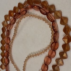 NWOT 3-Strand Acrylic Bead Bundle P128